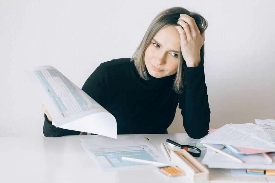 How Do I Budget and Handle Paperwork for an Online Auto Auction Car?