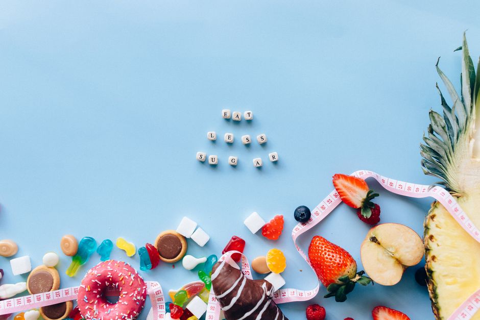 What Are the Best Mess-Free, Lower-Sugar Road Trip Snacks for Kids?