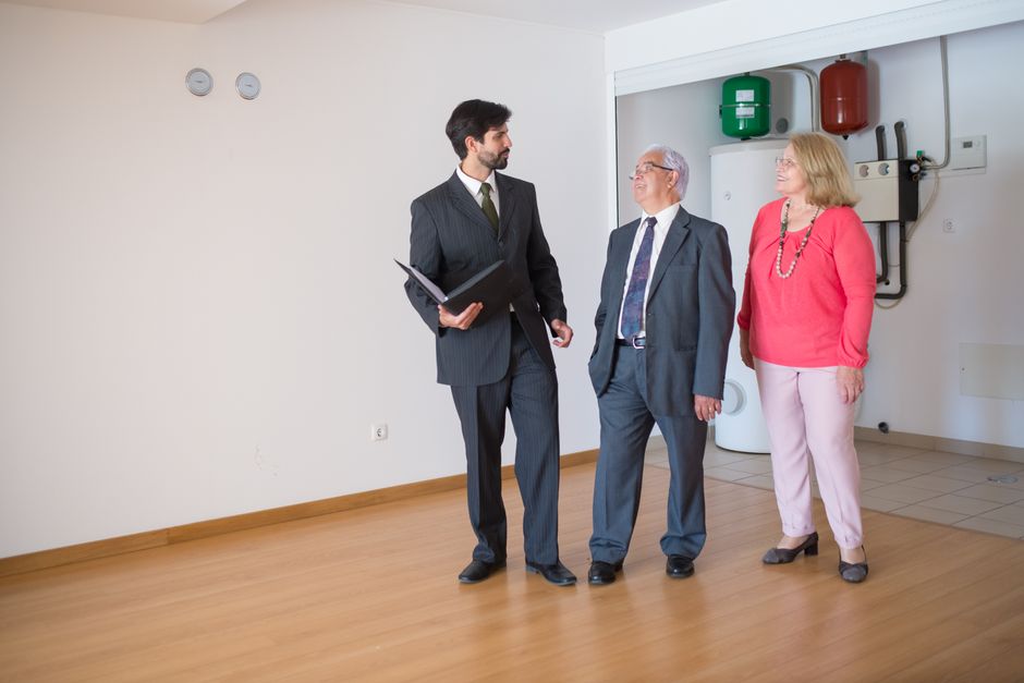 Are Senior Apartments With Private or Covered Garages Worth It?
