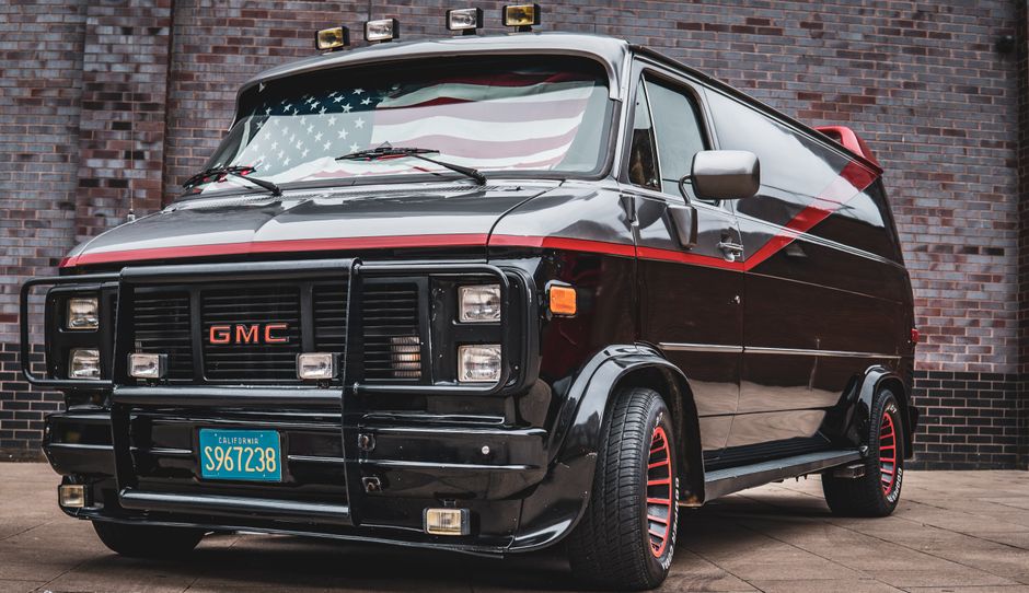 Can a 2026 GMC Savana 3500 Really Tow a 10,000-Pound Trailer?